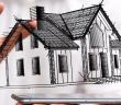 Niedrige Bauzinsen zum Jahresstart: Immobilienkäufer profitieren von (Foto: AdobeStock - vegefox.com 82652777)