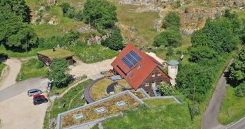 ZinCo fördert seit fünfzehn Jahren Biodiversität auf begrünten (Foto: Reiner Enkelmann)